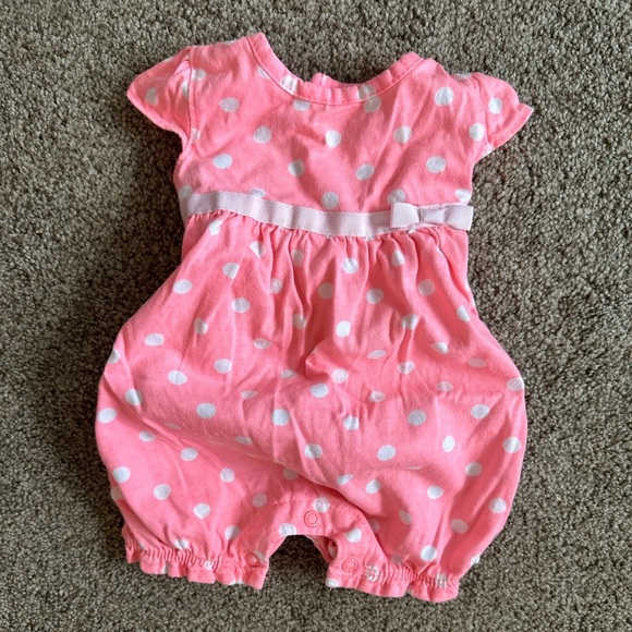Y2K Carter’s Baby Girl 6 Months Pink White Polka Dot Lace Romper
Adorable on! - Picture 1 of 6